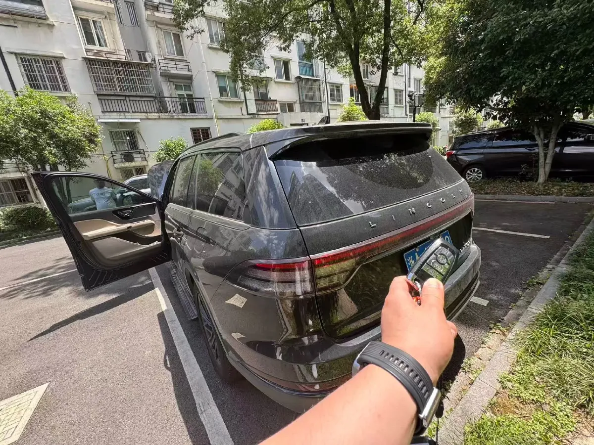 2020 Lincoln Aviator 3.0T 355HP V6 10AT,autocango,china used car exporter,china ev exporter,chinese used car exporter,chinese used ev exporter