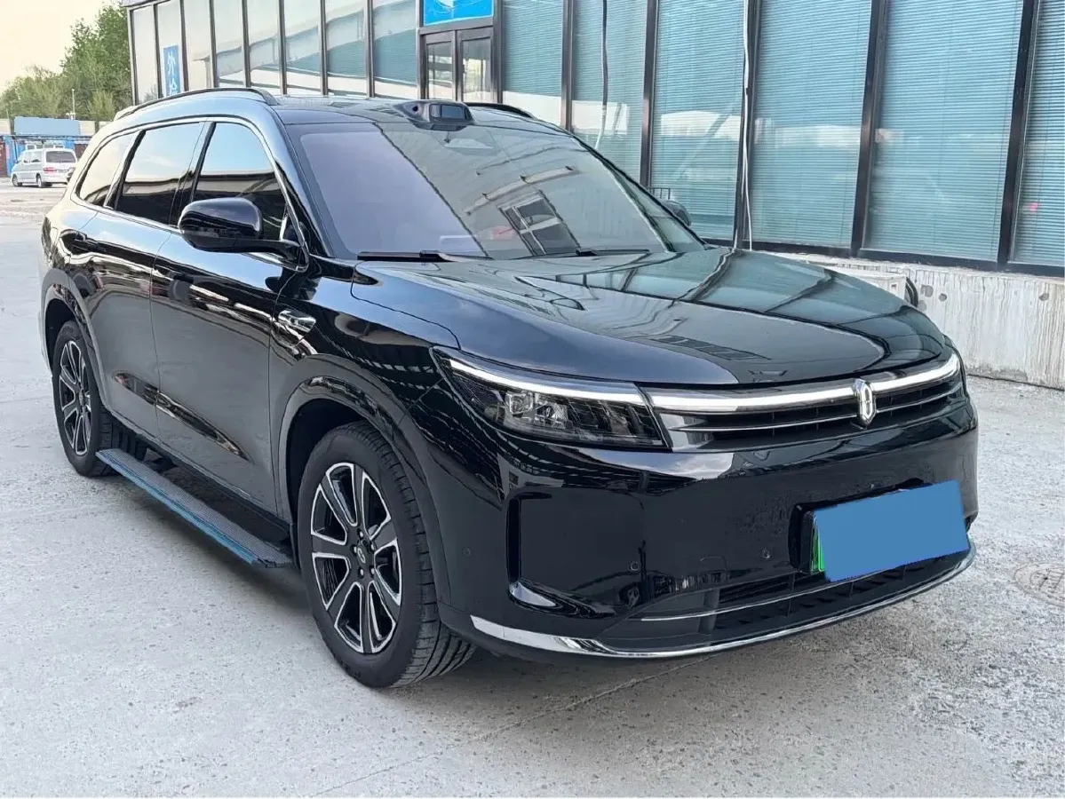 2024 AITO AITO M7 1.5T 152HP L4 REEV 42KWH,autocango,china used car exporter,china ev exporter,chinese used car exporter,chinese used ev exporter