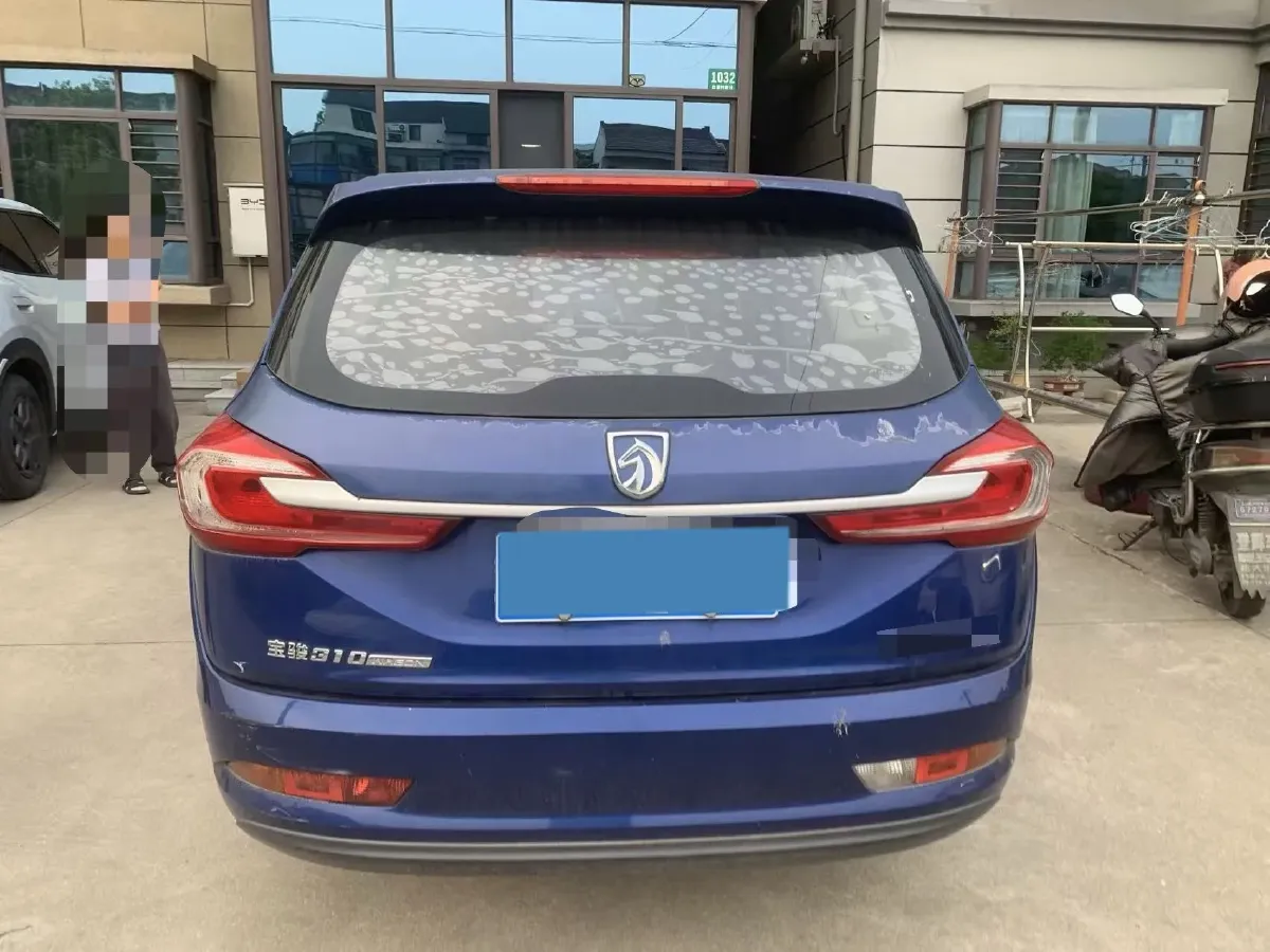 2017 BaoJun 310W 1.2L 82HP L4 6MT,autocango,china used car exporter,china ev exporter,chinese used car exporter,chinese used ev exporter