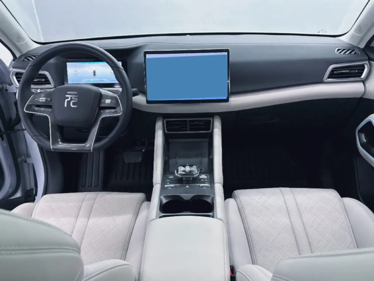 2024 BYD YuanUP BEV 45.12KWH,autocango,china used car exporter,china ev exporter,chinese used car exporter,chinese used ev exporter