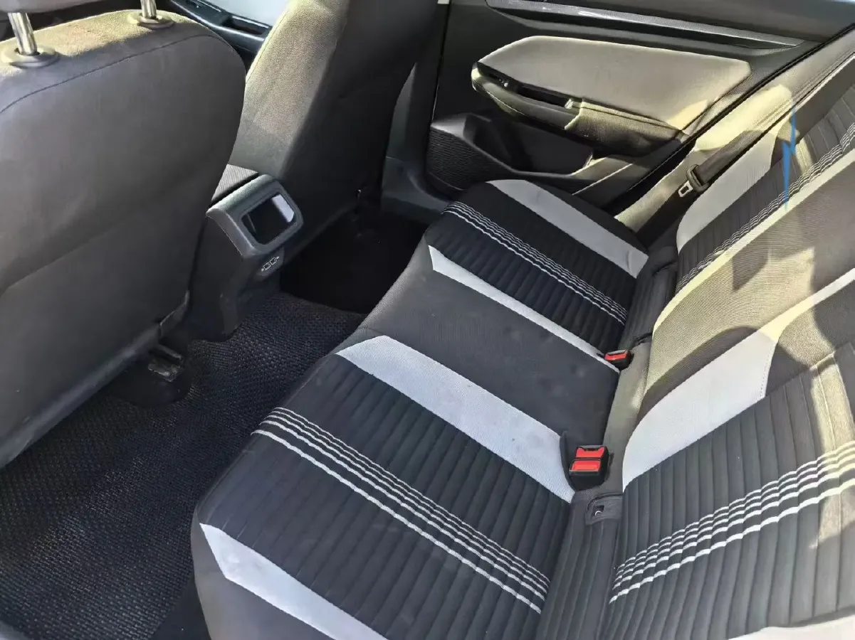 2023 Volkswagen Bora 1.2T 116HP L4 7DCT,autocango,china used car exporter,china ev exporter,chinese used car exporter,chinese used ev exporter