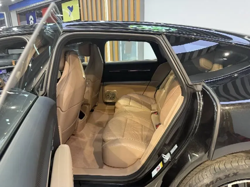 2026 Avatr 12 BEV,autocango,china used car exporter,china ev exporter,chinese used car exporter,chinese used ev exporter