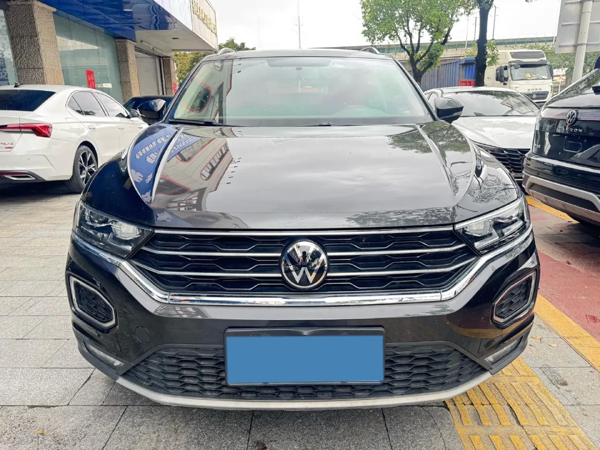 2022 Volkswagen T-Roc 1.4T 150HP L4 7DCT,autocango,china used car exporter,china ev exporter,chinese used car exporter,chinese used ev exporter