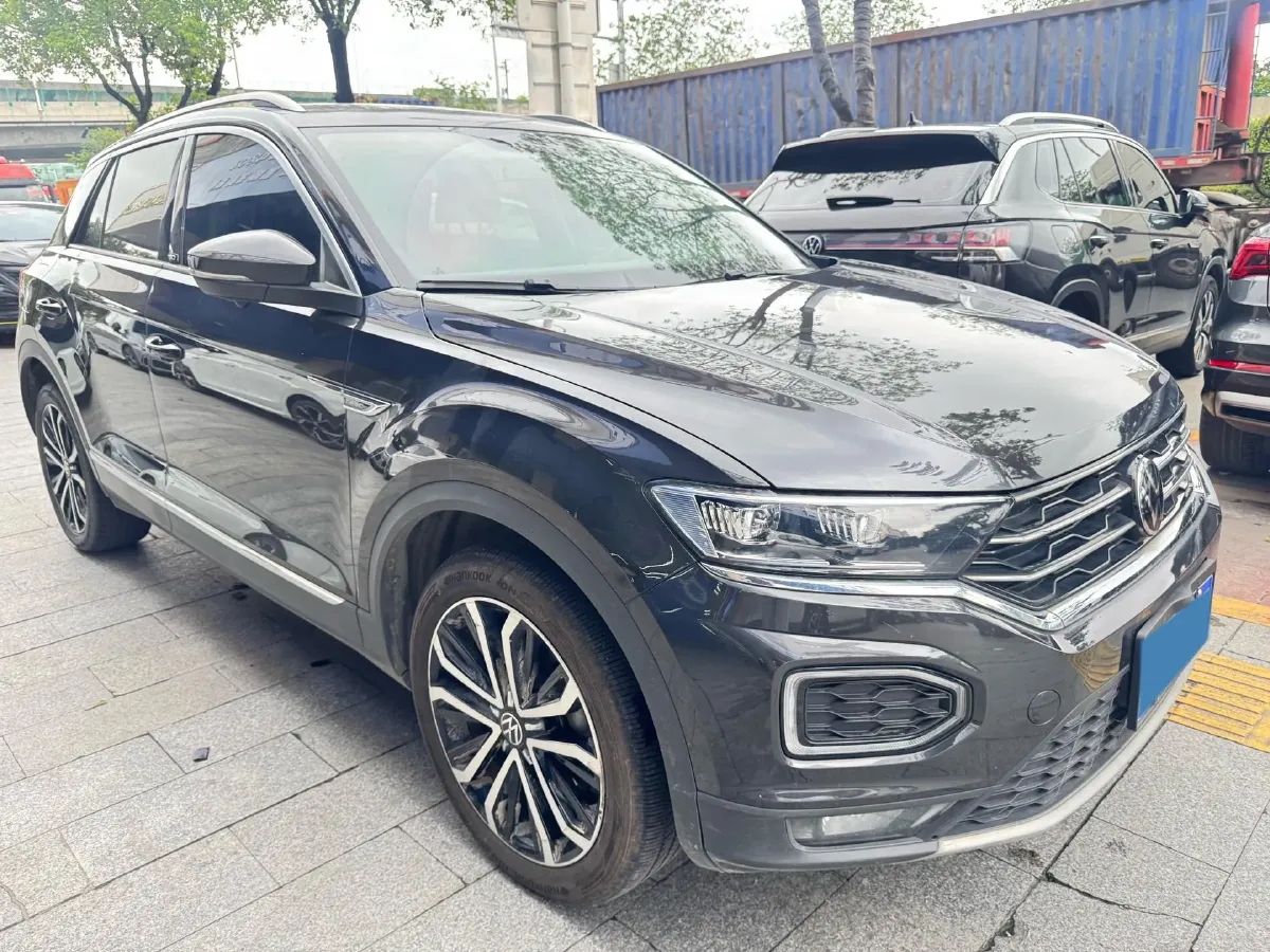 2022 Volkswagen T-Roc 1.4T 150HP L4 7DCT,autocango,china used car exporter,china ev exporter,chinese used car exporter,chinese used ev exporter