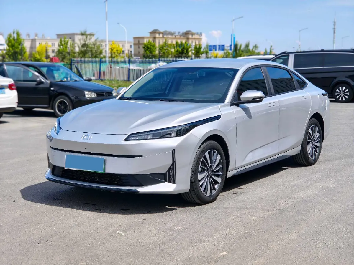 2024 ChangAn QiYuan A05 1.5L 110HP L4 E-CVT PHEV 9.07KWH,autocango,china used car exporter,china ev exporter,chinese used car exporter,chinese used ev exporter