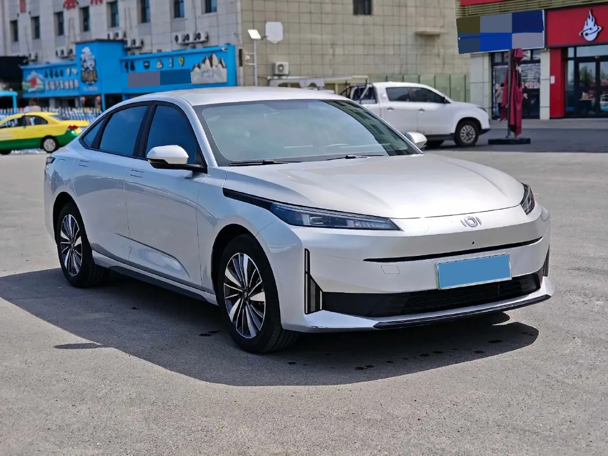 2024 ChangAn QiYuan A05 1.5L 110HP L4 E-CVT PHEV 9.07KWH,autocango,china used car exporter,china ev exporter,chinese used car exporter,chinese used ev exporter
