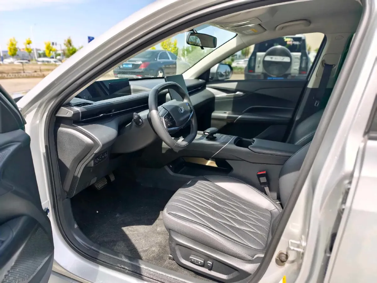 2024 ChangAn QiYuan A05 1.5L 110HP L4 E-CVT PHEV 9.07KWH,autocango,china used car exporter,china ev exporter,chinese used car exporter,chinese used ev exporter