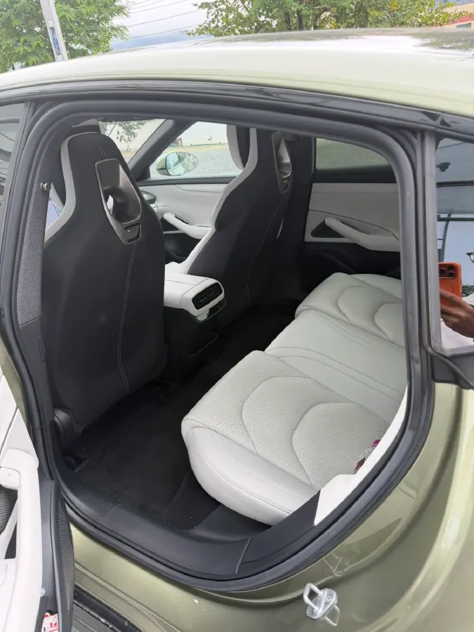 2024 MI SU7 BEV 94.3KWH,autocango,china used car exporter,china ev exporter,chinese used car exporter,chinese used ev exporter