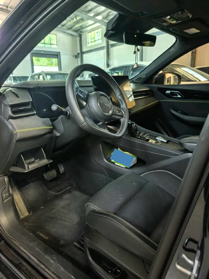 2025 LYNK&CO 03 1.5T 181HP L4 7DCT,autocango,china used car exporter,china ev exporter,chinese used car exporter,chinese used ev exporter