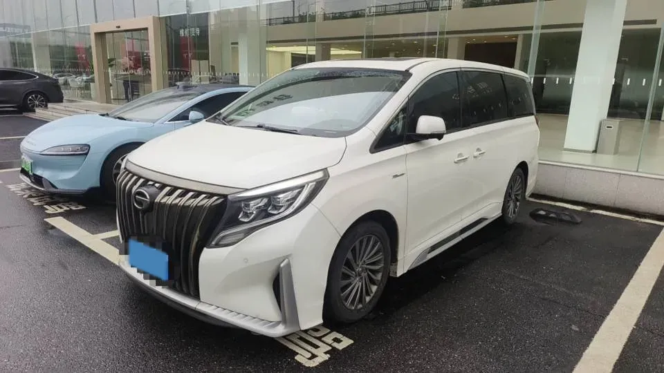 2021 GAC Trumpchi M8 2.0T 252HP L4 8AT,autocango,china used car exporter,china ev exporter,chinese used car exporter,chinese used ev exporter