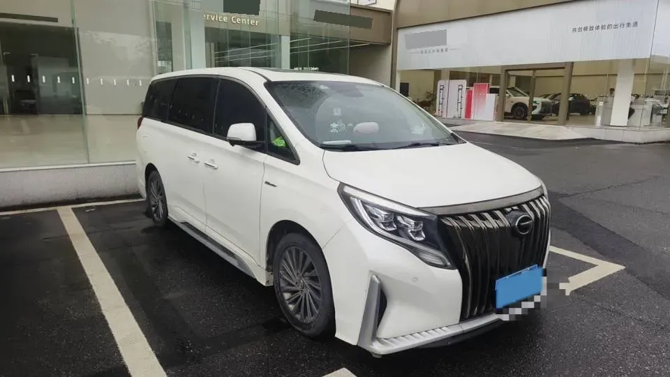 2021 GAC Trumpchi M8 2.0T 252HP L4 8AT,autocango,china used car exporter,china ev exporter,chinese used car exporter,chinese used ev exporter