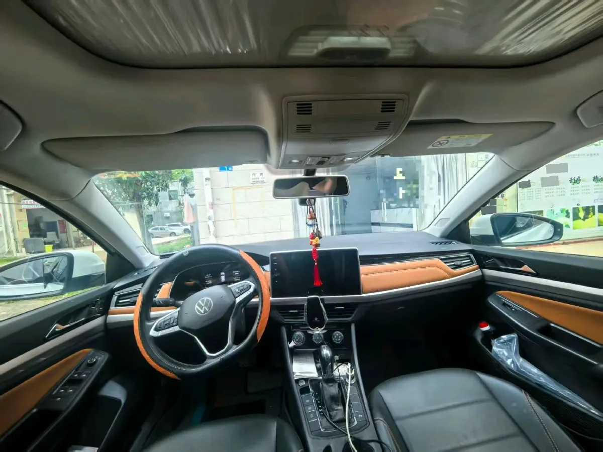 2023 Volkswagen Bora 1.2T 116HP L4 7DCT,autocango,china used car exporter,china ev exporter,chinese used car exporter,chinese used ev exporter
