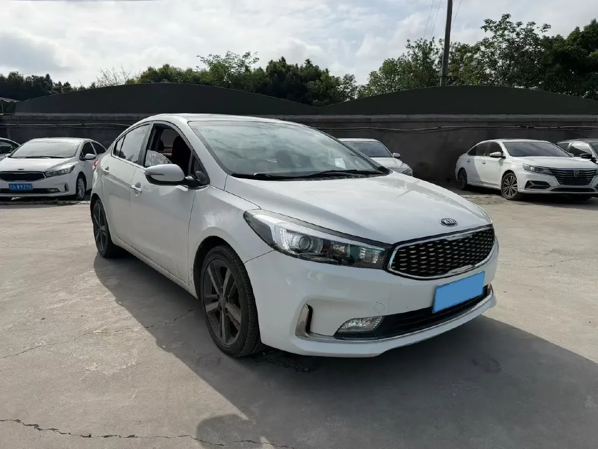 2017 Kia K3 1.6L 128HP L4 6AT,autocango,china used car exporter,china ev exporter,chinese used car exporter,chinese used ev exporter