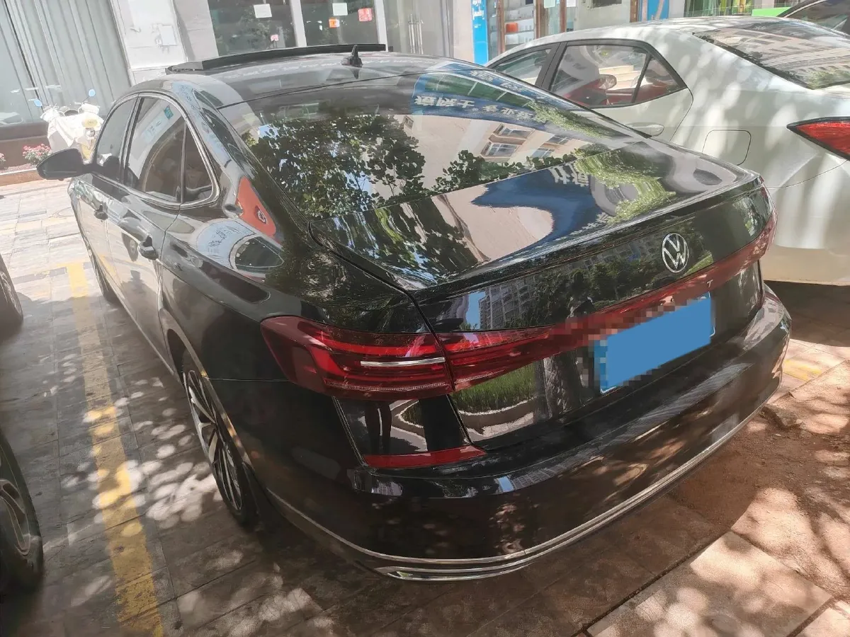 2024 Volkswagen Passat 2.0T 186HP L4 7DCT,autocango,china used car exporter,china ev exporter,chinese used car exporter,chinese used ev exporter
