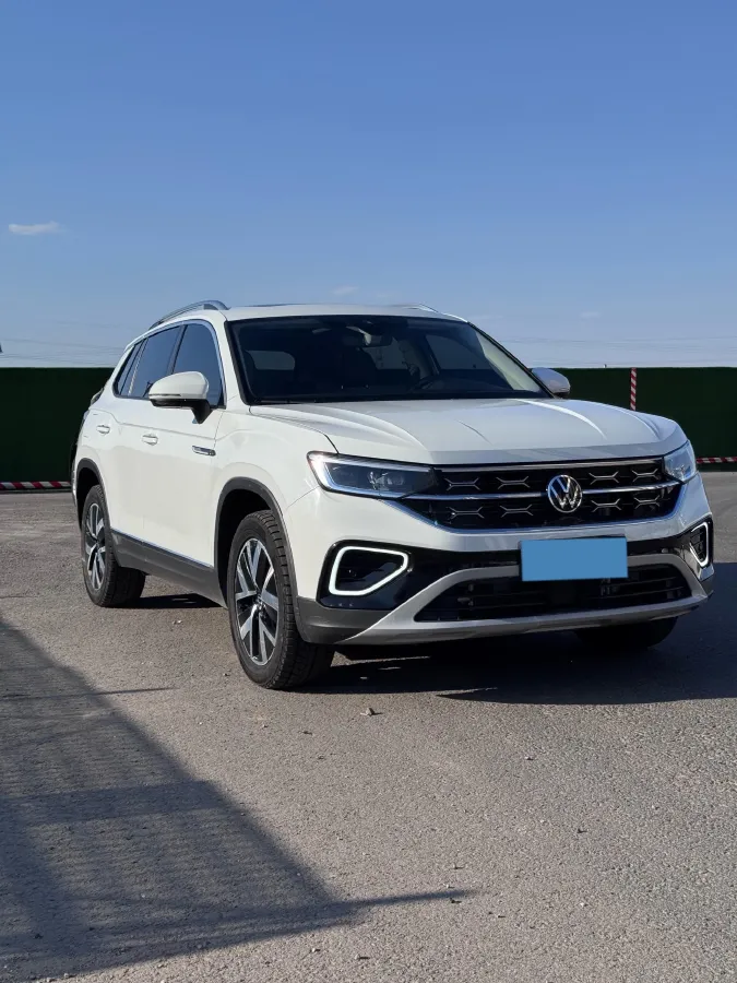 2023 Volkswagen Tayron 2.0T 186HP L4 7DCT,autocango,china used car exporter,china ev exporter,chinese used car exporter,chinese used ev exporter