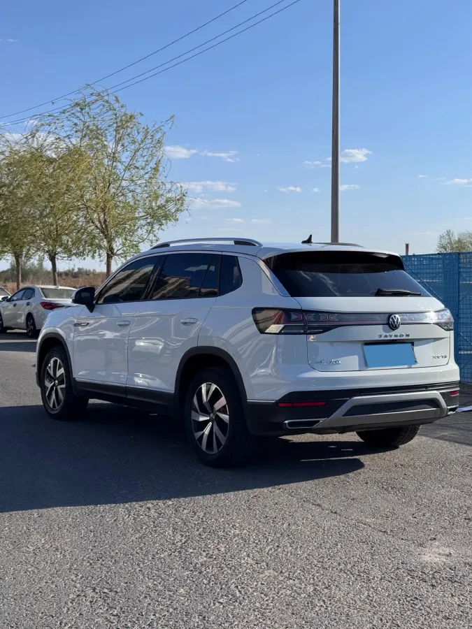 2023 Volkswagen Tayron 2.0T 186HP L4 7DCT,autocango,china used car exporter,china ev exporter,chinese used car exporter,chinese used ev exporter