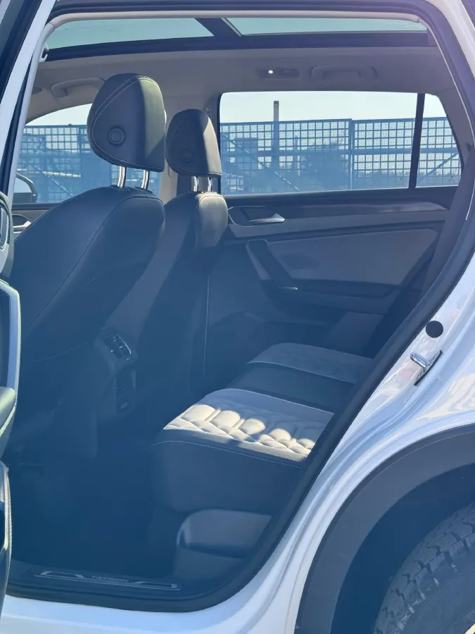 2023 Volkswagen Tayron 2.0T 186HP L4 7DCT,autocango,china used car exporter,china ev exporter,chinese used car exporter,chinese used ev exporter