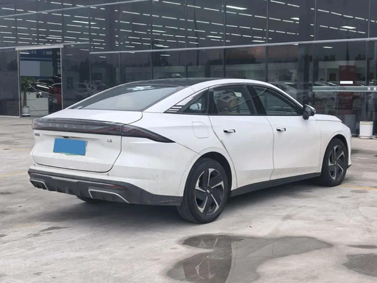 2023 Geely Galaxy L6 1.5T 163HP L4 3DHT PHEV,autocango,china used car exporter,china ev exporter,chinese used car exporter,chinese used ev exporter