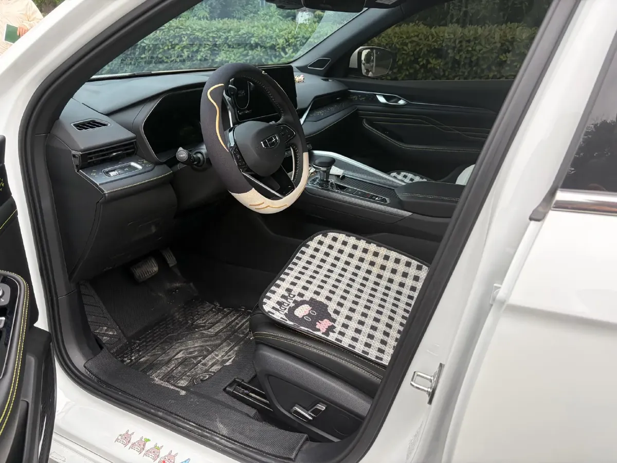2023 Geely Preface 1.5T 181HP L4 7DCT,autocango,china used car exporter,china ev exporter,chinese used car exporter,chinese used ev exporter