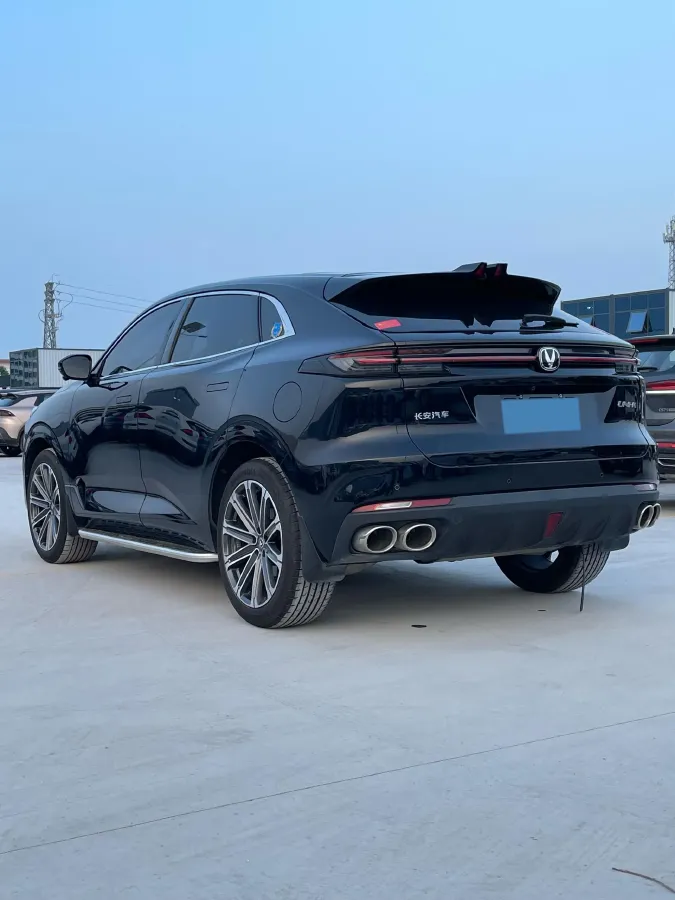 2024 ChangAn UNI-K 2.0T 233HP L4 8AT,autocango,china used car exporter,china ev exporter,chinese used car exporter,chinese used ev exporter