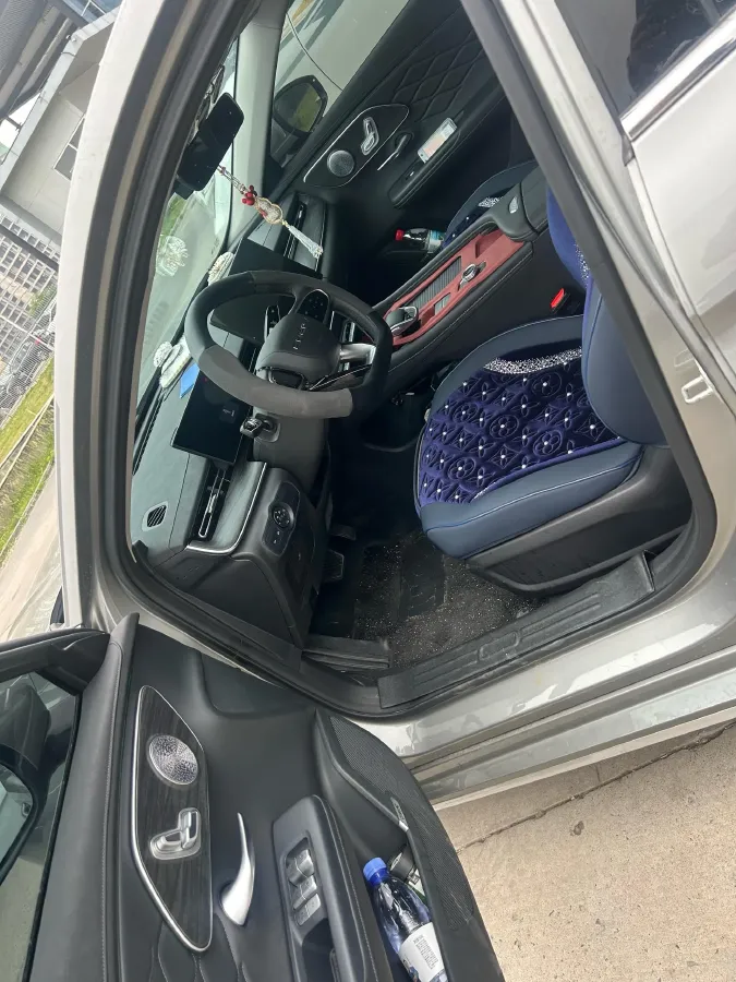 2025 Chery Arrizo 8 Pro 1.6T 197HP L4 7DCT,autocango,china used car exporter,china ev exporter,chinese used car exporter,chinese used ev exporter