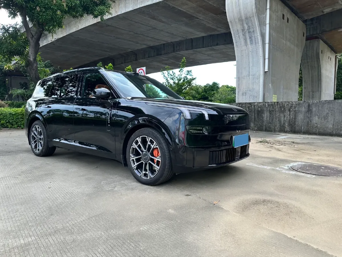 2025 LYNK&CO 900 1.5T 190HP L4 3DHT PHEV 43.3KWH,autocango,china used car exporter,china ev exporter,chinese used car exporter,chinese used ev exporter