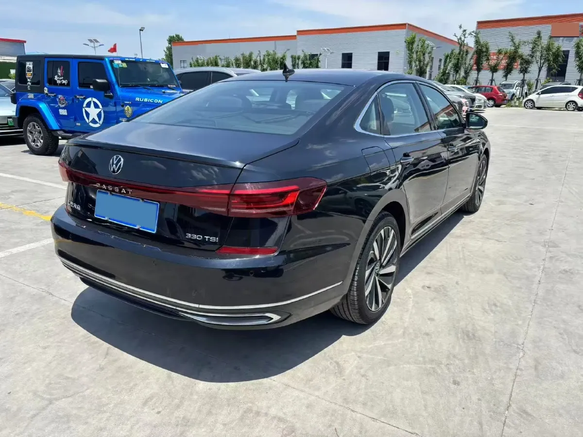 2023 Volkswagen Passat 2.0T 186HP L4 7DCT,autocango,china used car exporter,china ev exporter,chinese used car exporter,chinese used ev exporter