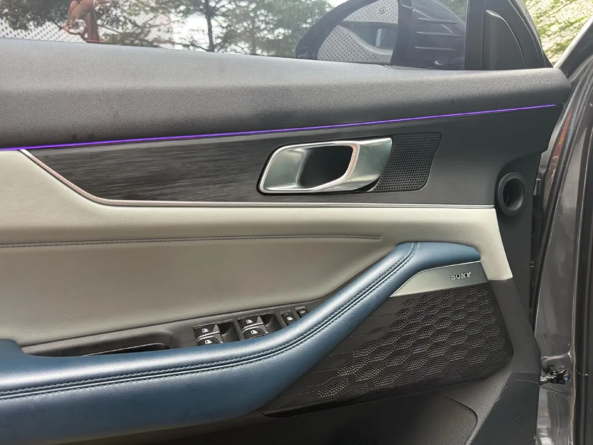 2022 Bestune T99 2.0T 224HP L4 6AT,autocango,china used car exporter,china ev exporter,chinese used car exporter,chinese used ev exporter