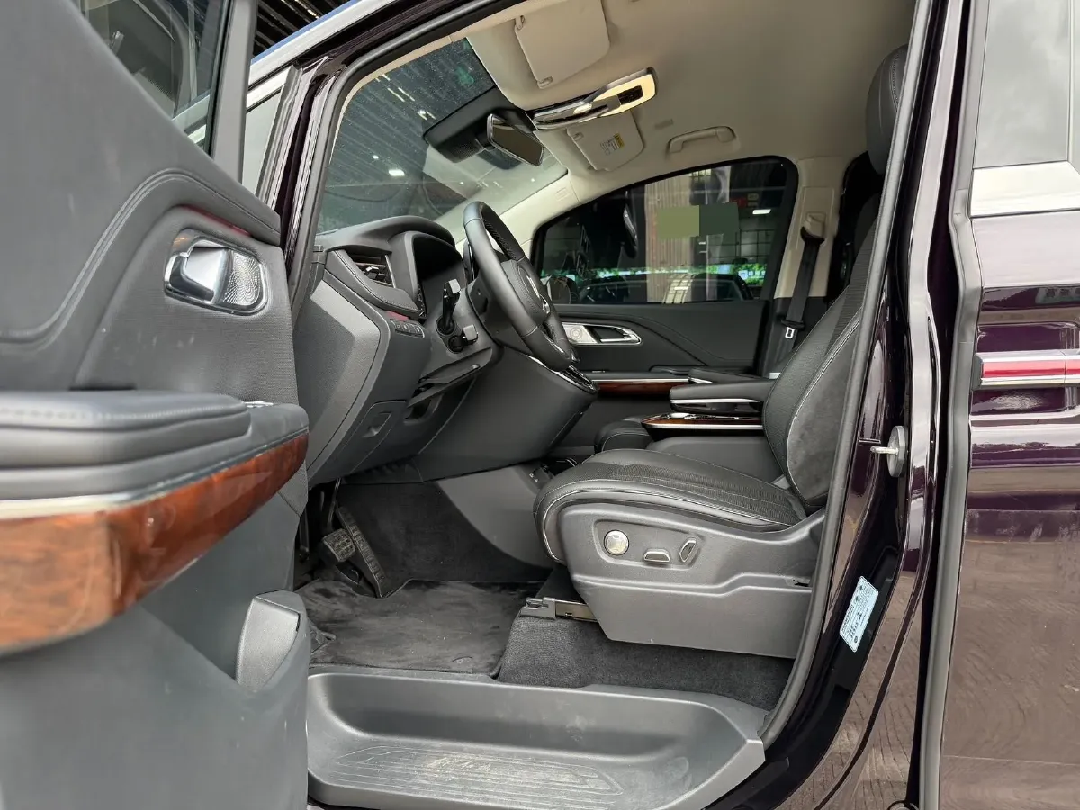 2024 HongQi HQ9 2.0T 163HP L4 1DHT PHEV 20.14KWH,autocango,china used car exporter,china ev exporter,chinese used car exporter,chinese used ev exporter