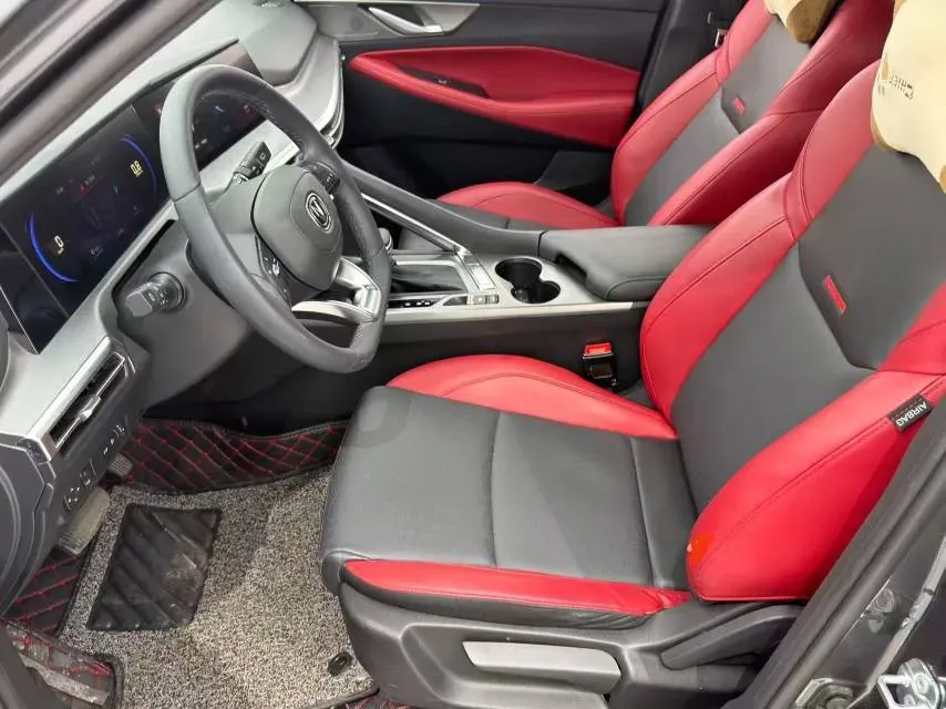 2022 ChangAn CS35 Plus 1.4T 160HP L4 7DCT,autocango,china used car exporter,china ev exporter,chinese used car exporter,chinese used ev exporter