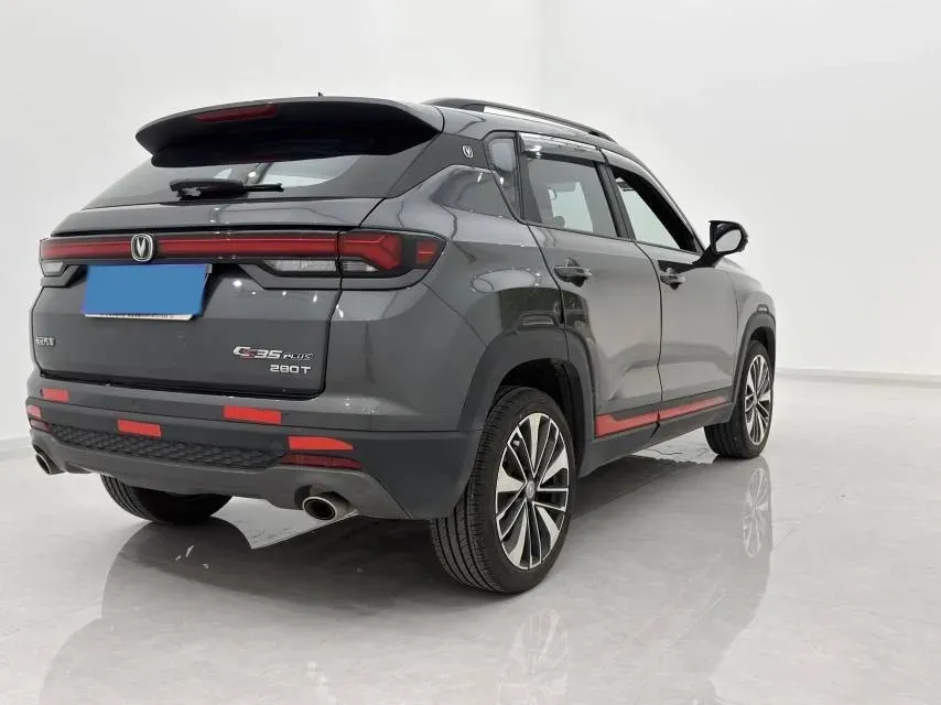 2022 ChangAn CS35 Plus 1.4T 160HP L4 7DCT,autocango,china used car exporter,china ev exporter,chinese used car exporter,chinese used ev exporter