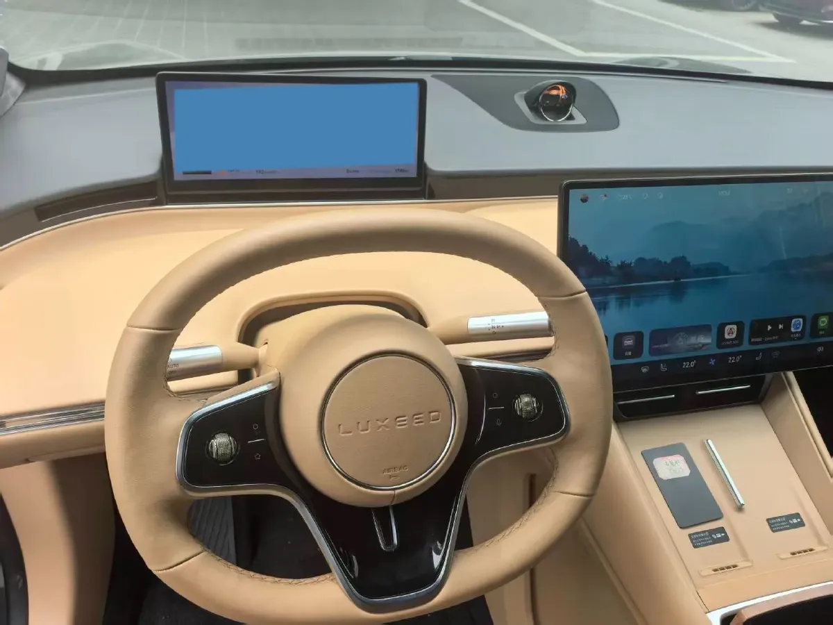 2025 Luxeed R7 REEV 156HP REEV,autocango,china used car exporter,china ev exporter,chinese used car exporter,chinese used ev exporter