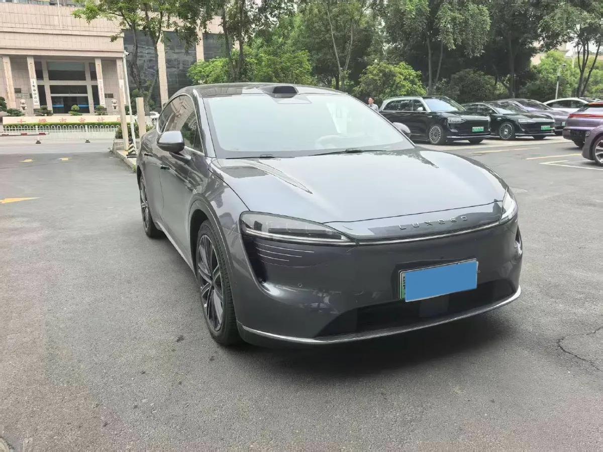 2025 Luxeed R7 REEV 156HP REEV,autocango,china used car exporter,china ev exporter,chinese used car exporter,chinese used ev exporter
