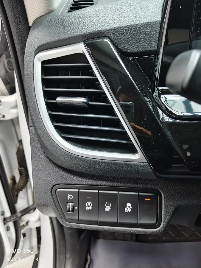 2023 Kia Seltos 1.5L 115HP L4 CVT,autocango,china used car exporter,china ev exporter,chinese used car exporter,chinese used ev exporter
