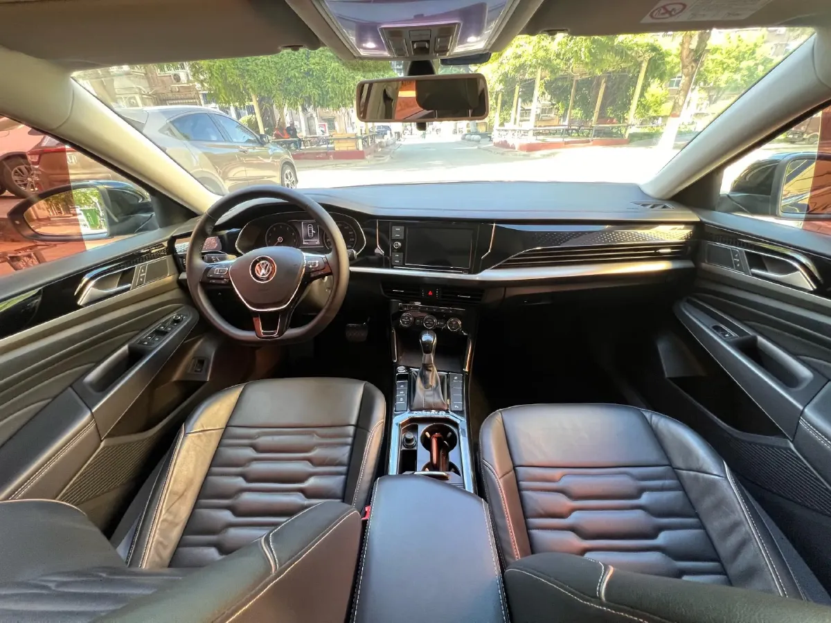 2019 Skoda Kodiak 2.0T 186HP L4 7DCT,autocango,china used car exporter,china ev exporter,chinese used car exporter,chinese used ev exporter