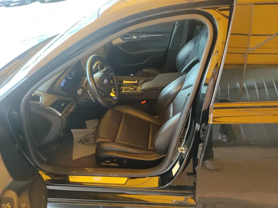 2020 Cadillac CT5 2.0T 241HP L4 10AT,autocango,china used car exporter,china ev exporter,chinese used car exporter,chinese used ev exporter