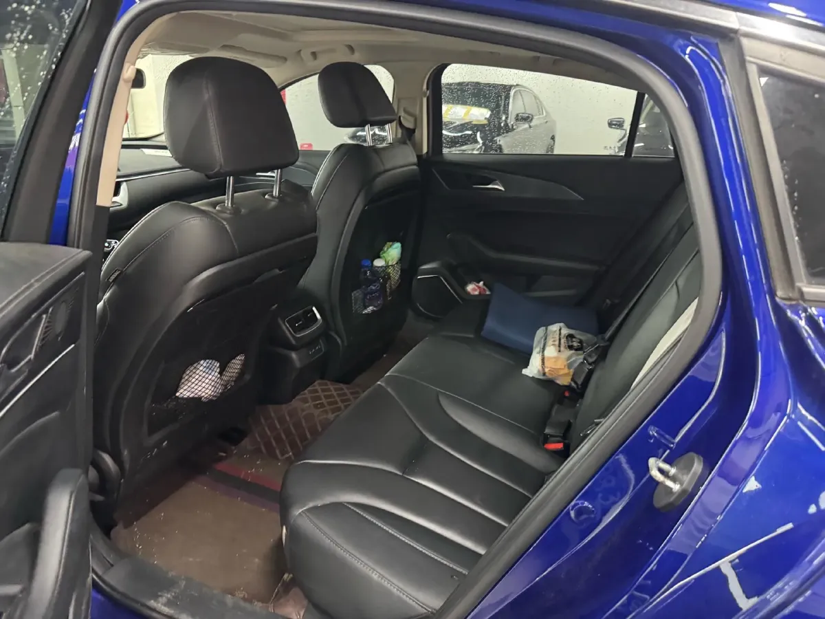 2022 HongQi H5 1.5T 169HP L4 7DCT,autocango,china used car exporter,china ev exporter,chinese used car exporter,chinese used ev exporter