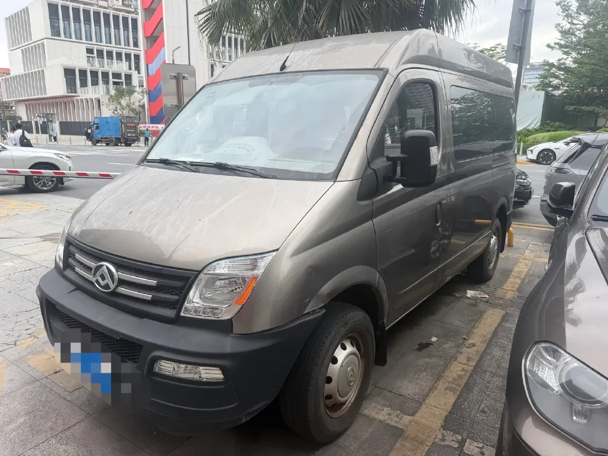 2020 MAXUS XinTu V80 2.5T 136HP L4 6MT,autocango,china used car exporter,china ev exporter,chinese used car exporter,chinese used ev exporter