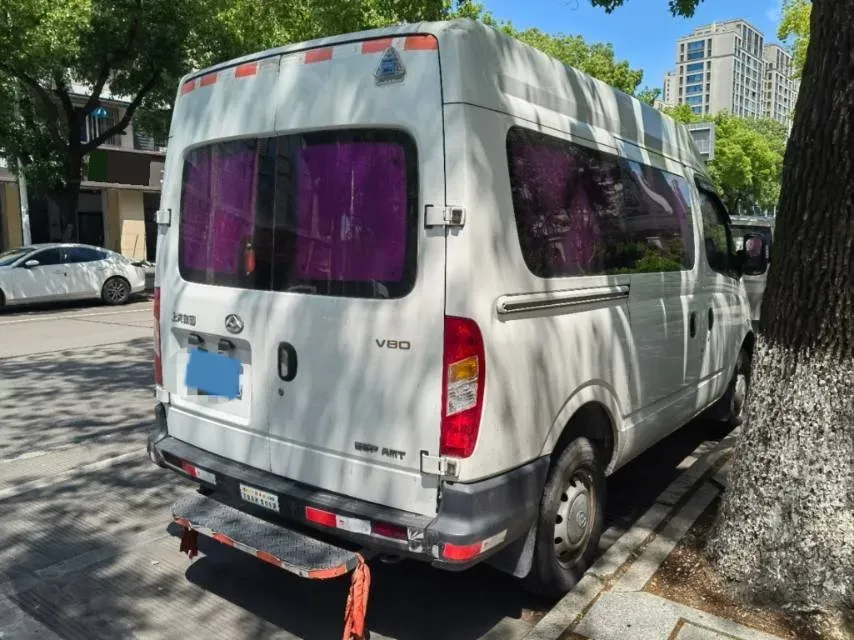 2020 MAXUS XinTu V80 2.5T 136HP L4 6MT,autocango,china used car exporter,china ev exporter,chinese used car exporter,chinese used ev exporter
