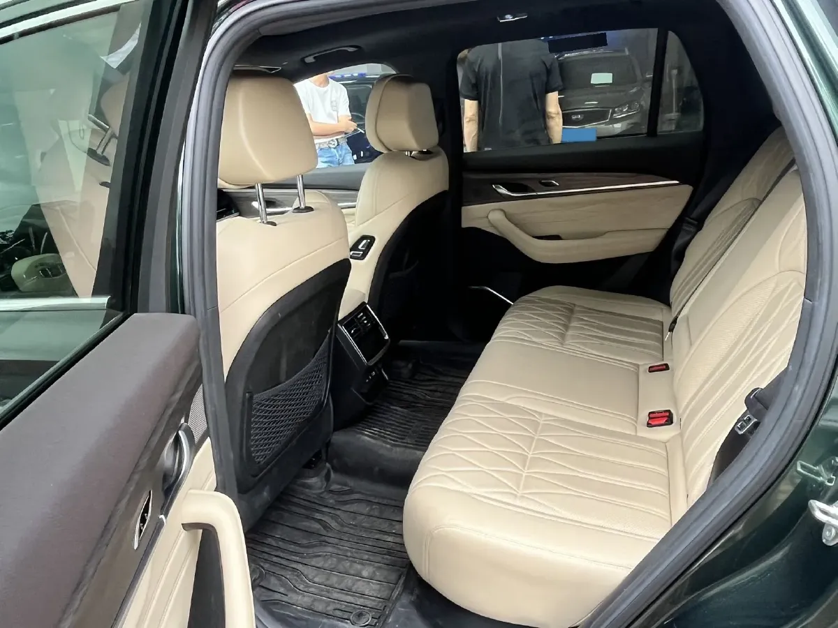 2025 Geely Monjaro 2.0T 238HP L4 8AT,autocango,china used car exporter,china ev exporter,chinese used car exporter,chinese used ev exporter