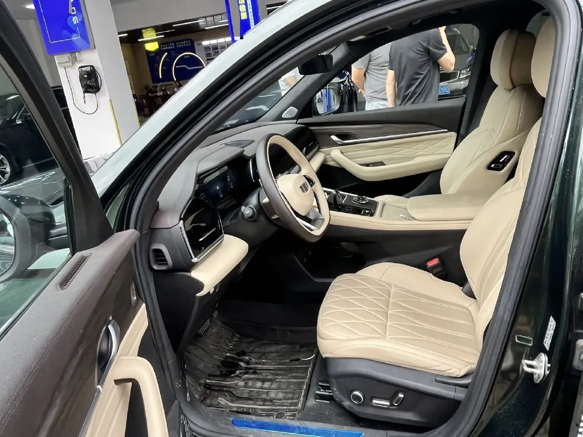 2025 Geely Monjaro 2.0T 238HP L4 8AT,autocango,china used car exporter,china ev exporter,chinese used car exporter,chinese used ev exporter