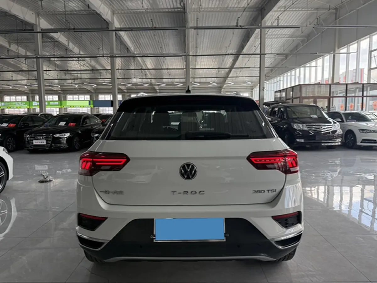 2022 Volkswagen T-Roc 1.4T 150HP L4 7DCT,autocango,china used car exporter,china ev exporter,chinese used car exporter,chinese used ev exporter