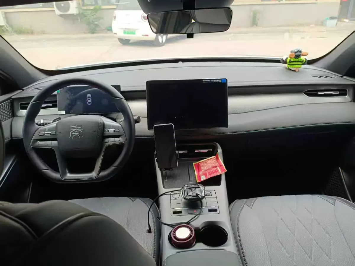2025 BYD Qin Plus 1.5L 101HP L4 E-CVT PHEV 15.8KWH,autocango,china used car exporter,china ev exporter,chinese used car exporter,chinese used ev exporter