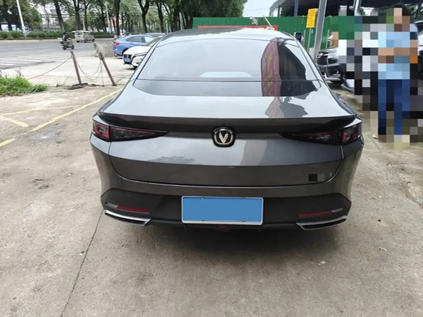 2024 ChangAn Eado 1.5T 170HP L4 7DCT,autocango,china used car exporter,china ev exporter,chinese used car exporter,chinese used ev exporter