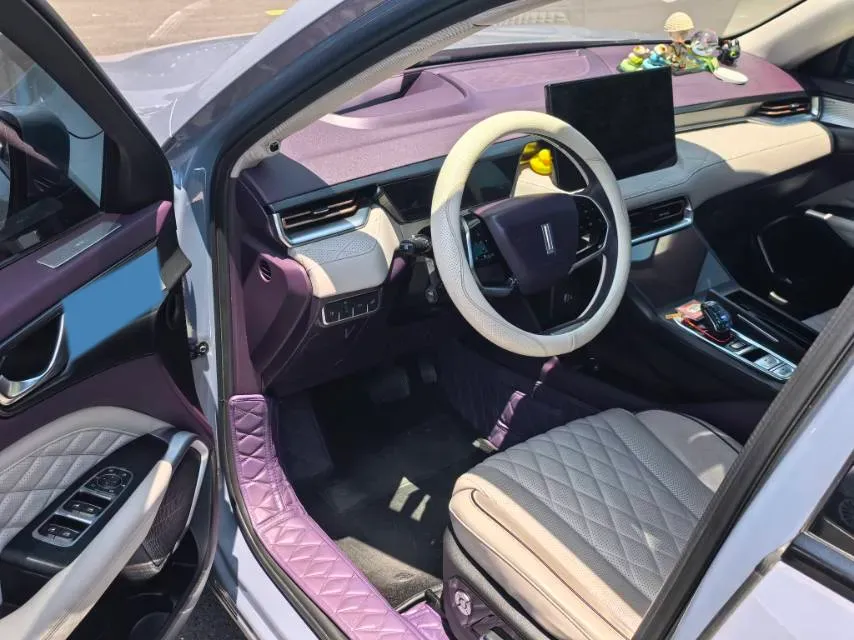2022 WEY Latte 1.5T 156HP L4 2DHT PHEV 34KWH,autocango,china used car exporter,china ev exporter,chinese used car exporter,chinese used ev exporter