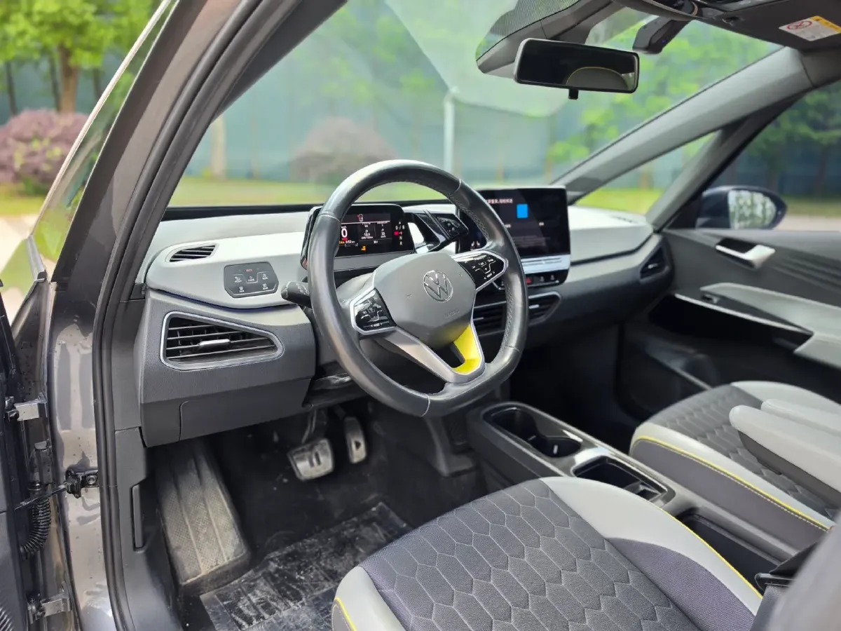 2022 Volkswagen ID.3 BEV 57.3KWH,autocango,china used car exporter,china ev exporter,chinese used car exporter,chinese used ev exporter