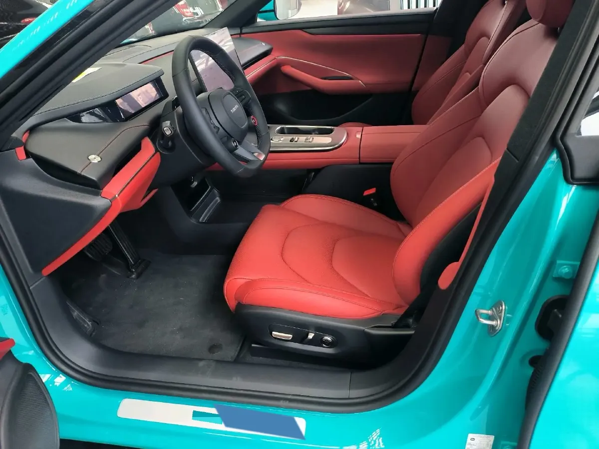 2024 MI SU7 BEV 73.6KWH,autocango,china used car exporter,china ev exporter,chinese used car exporter,chinese used ev exporter