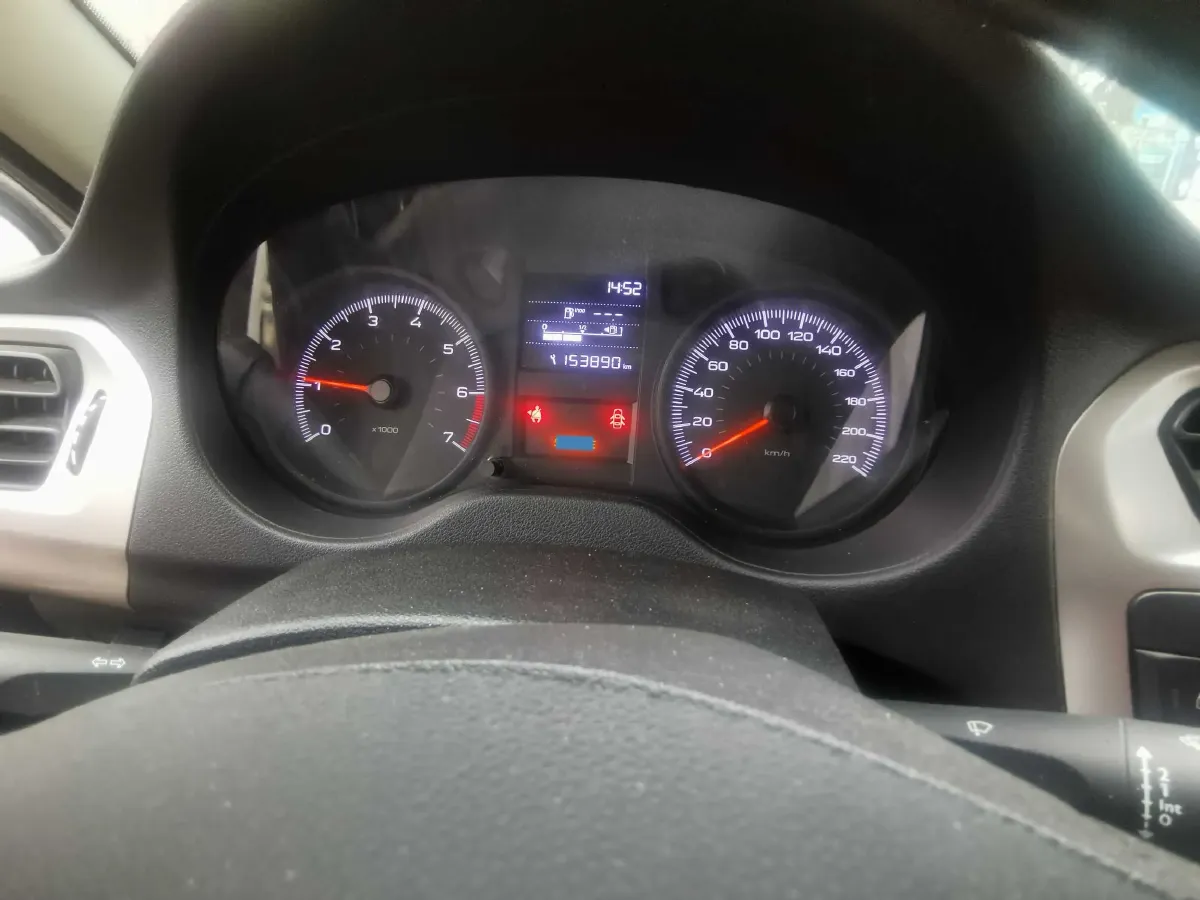 2018 Peugeot 301 1.6L 117HP L4 5MT,autocango,china used car exporter,china ev exporter,chinese used car exporter,chinese used ev exporter