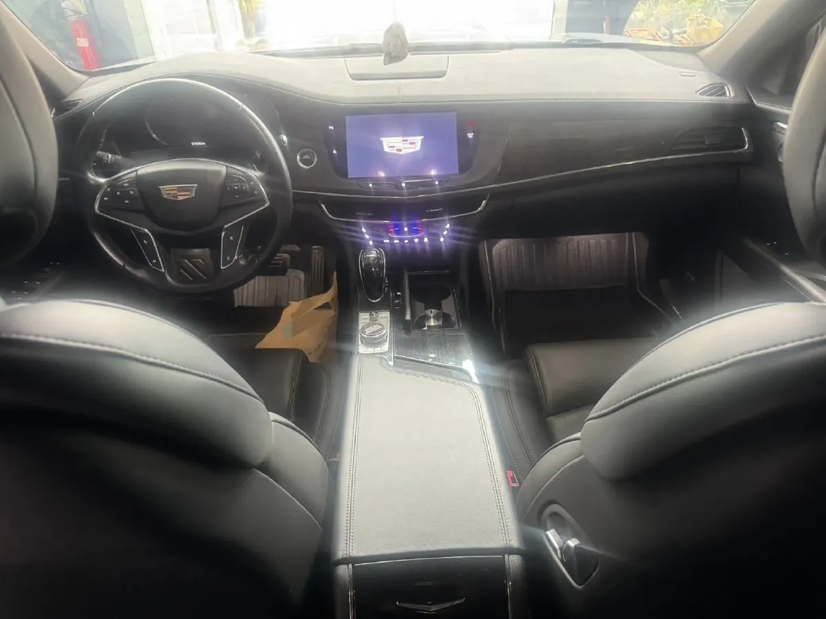 2020 Cadillac CT6 2.0T 241HP L4 10AT,autocango,china used car exporter,china ev exporter,chinese used car exporter,chinese used ev exporter