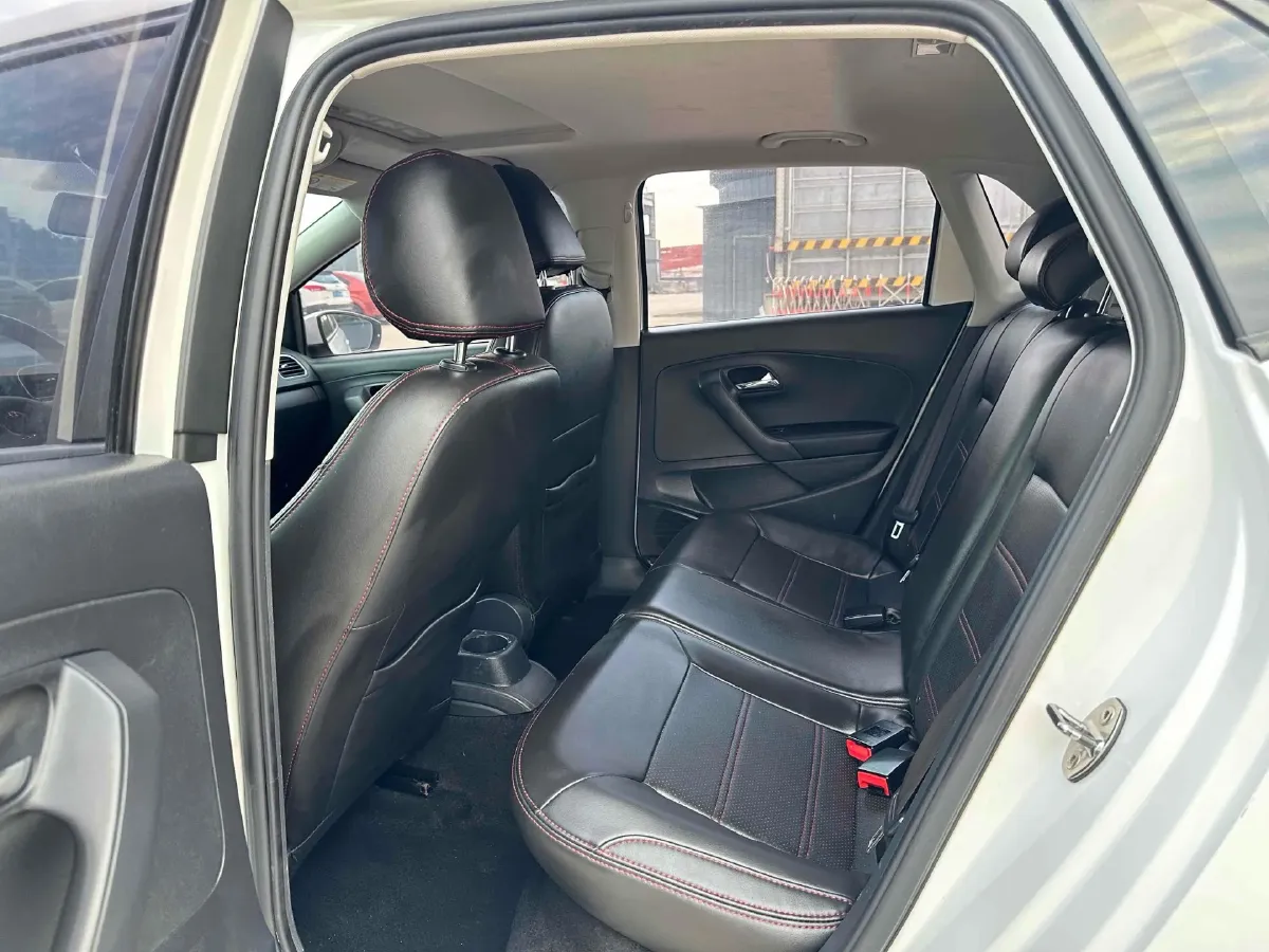 2016 Volkswagen Polo 1.6L 110HP L4 6AT,autocango,china used car exporter,china ev exporter,chinese used car exporter,chinese used ev exporter